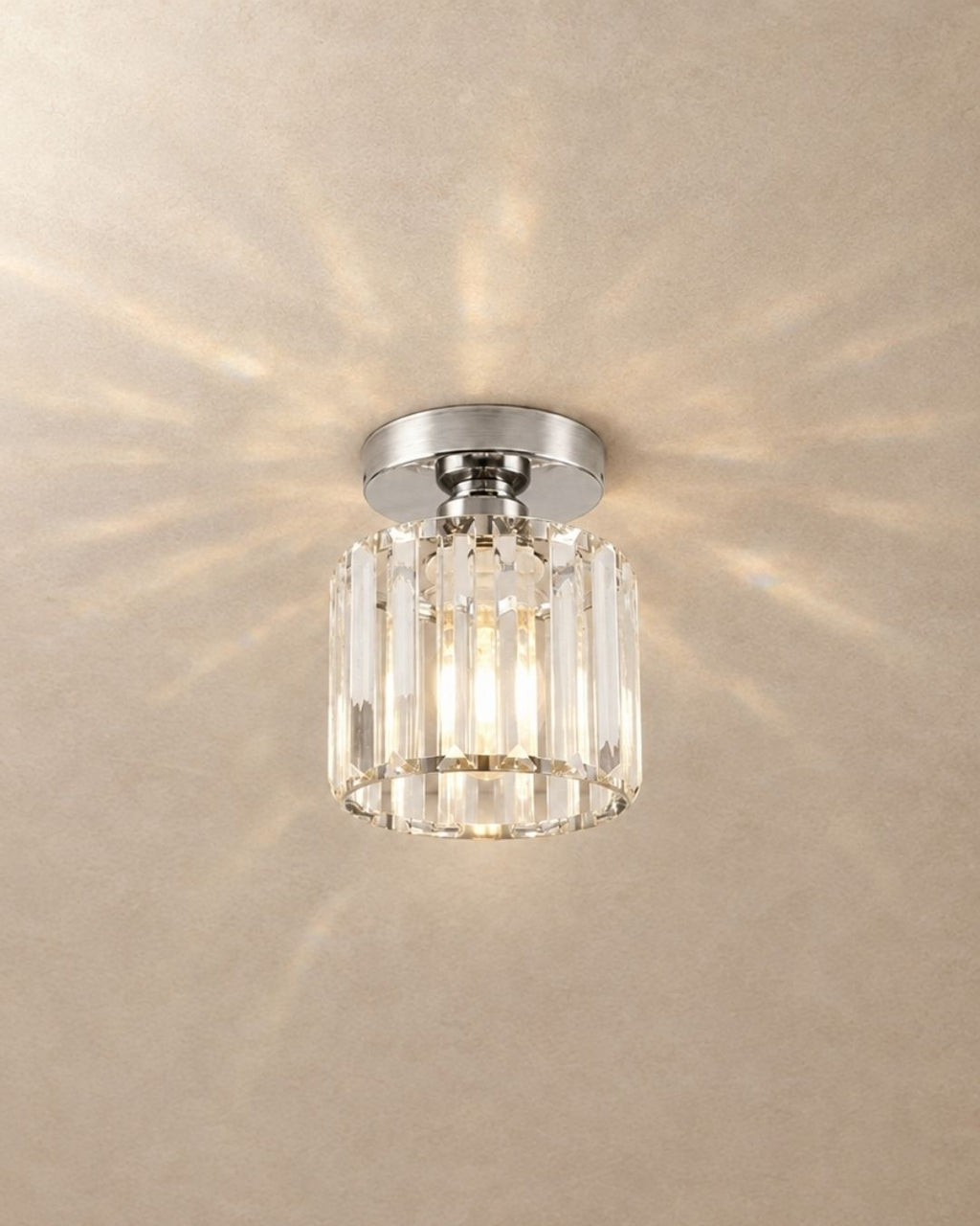 Amia ceiling light, round shape in silver, product photograph