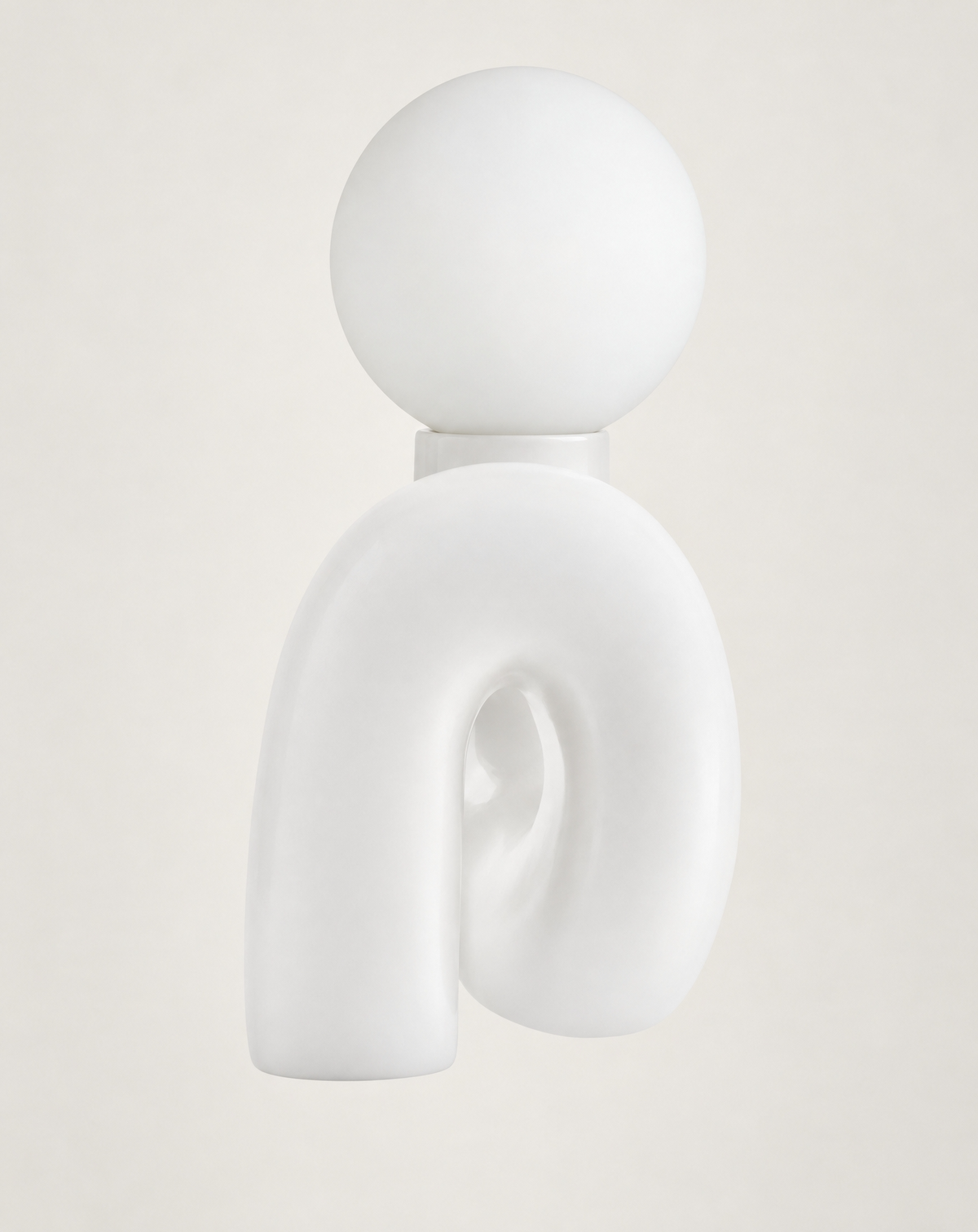 Elocci table lamp in Ivory white, front view