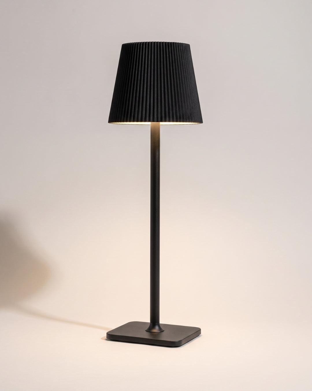 Table Lamp - Velmo